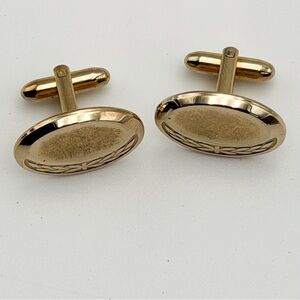 Vintage Hickok USA Gold Tone Beveled Oval Shape 1980s Cufflinks